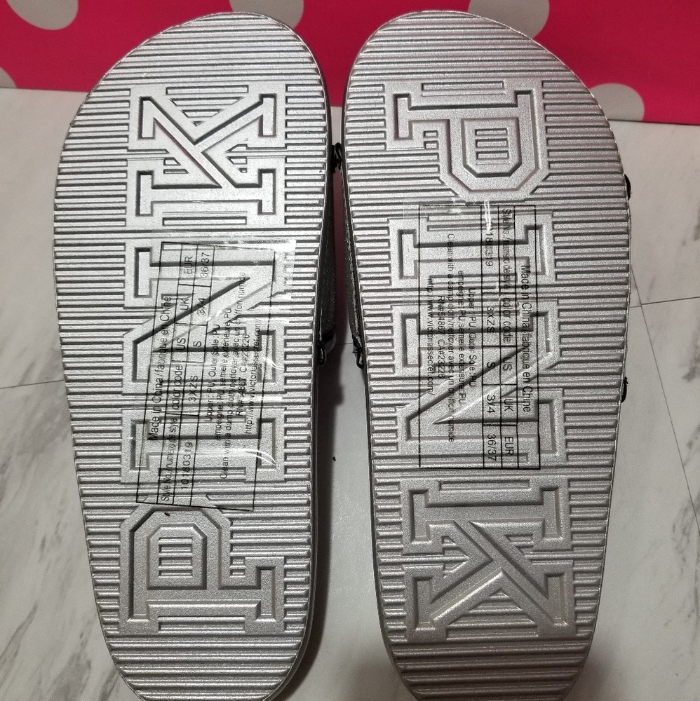 NWT!  PINK VS SINGLE STRAP SLIDES - Picture 5 of 5